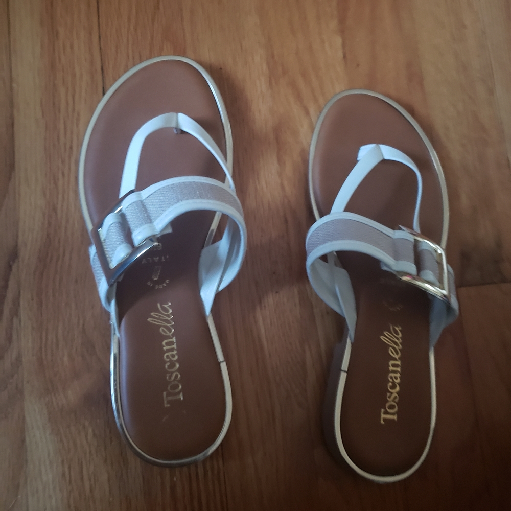 Toscanella Women's White Sandals